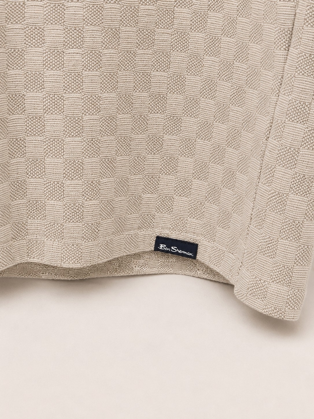 🆕️Ben Sherman Men’s Beige Textured Checkered Crew Neck T-Shirt Large Mod Casual - Picture 4 of 5
